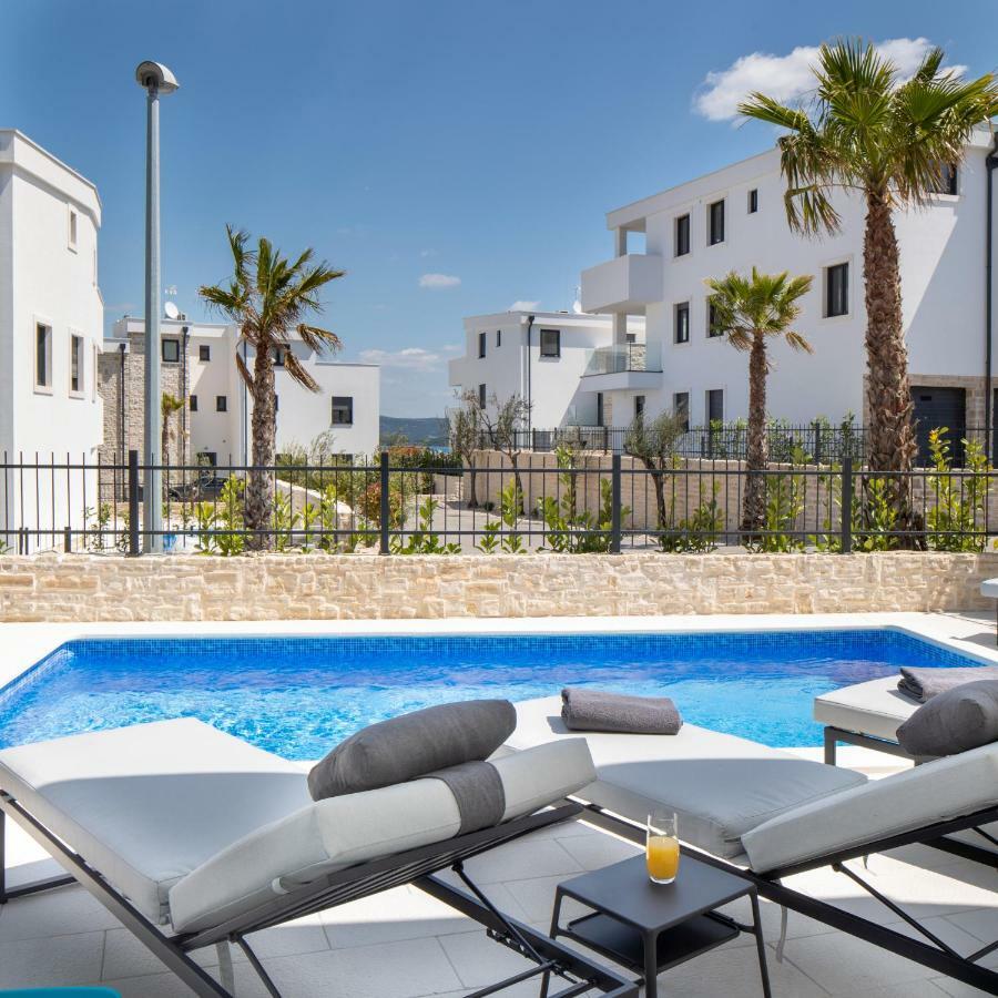 Luxury Apartment La Mer Murter Bagian luar foto