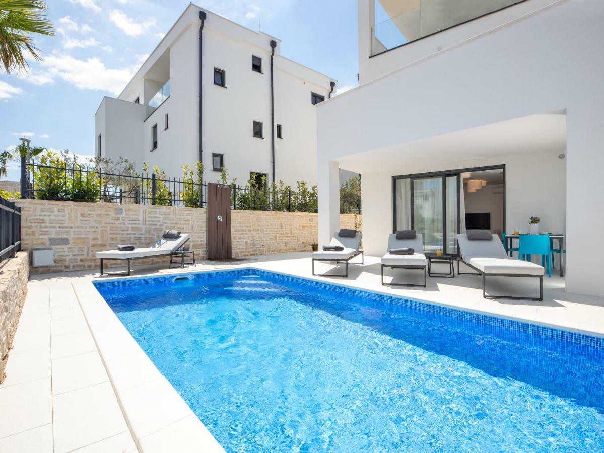 Luxury Apartment La Mer Murter Bagian luar foto